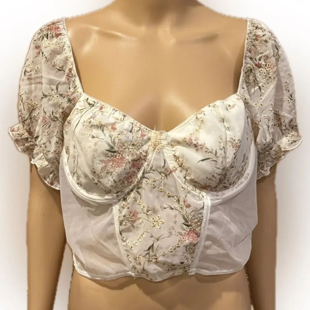 NWT Francesca’s White Mesh Floral Crop Top Sz XL
